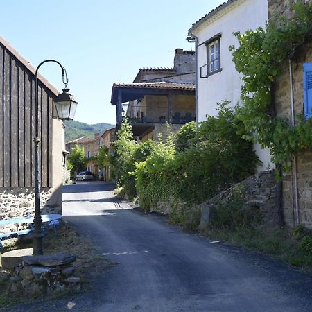 Maison De Caractere Avec Terrasse A 300M De L'Allier, Ideale Pour Peche, Detente Et Activites Familiales - Fr-1-582-208 Villeneuve-d'Allier Exterior photo